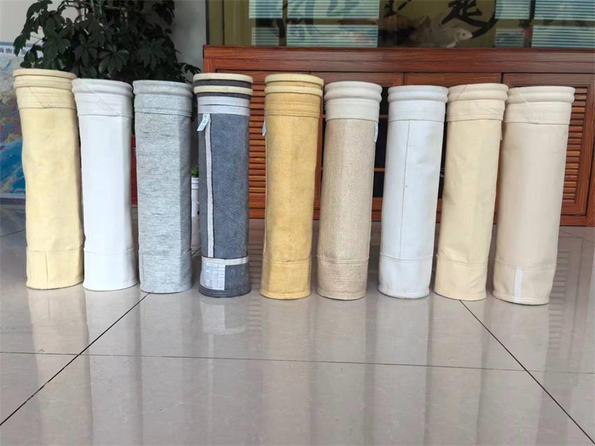 <b>729滌綸除塵器濾袋</b>